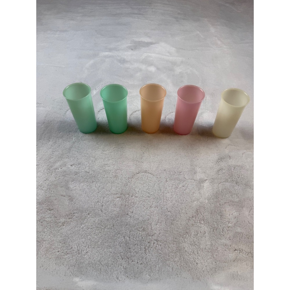 Tupperware Tumblers Set of 5 Frosted‎ Pastel Colors Vintage